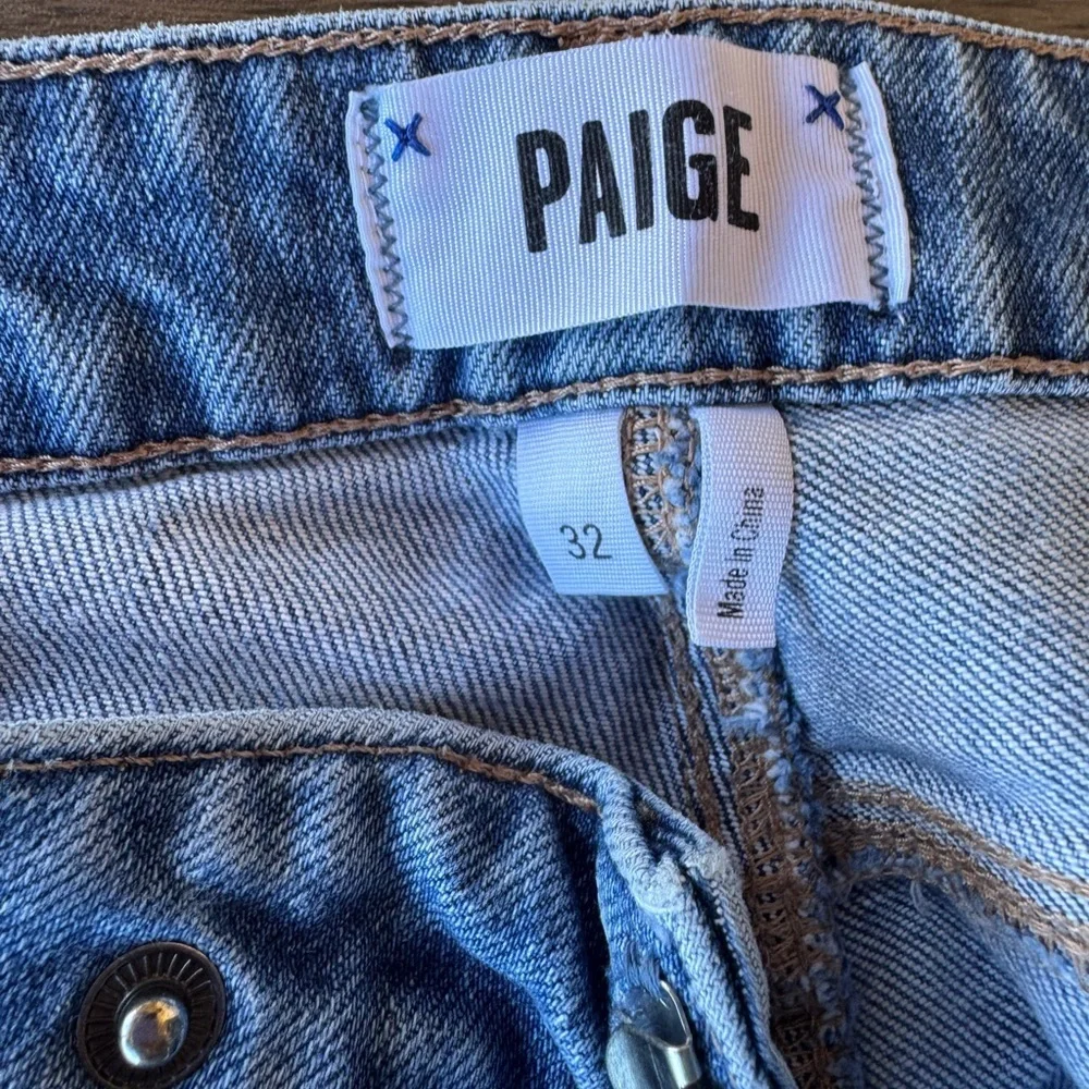 PAIGE Noella Classic Blue Jeans size 32